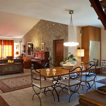 Villa Gaia *